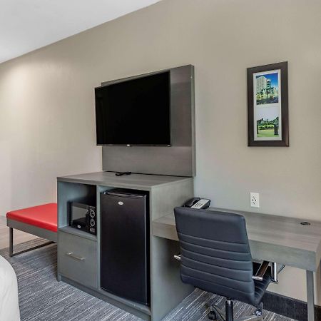 Comfort Inn & Suites أوليف برانش المظهر الخارجي الصورة
