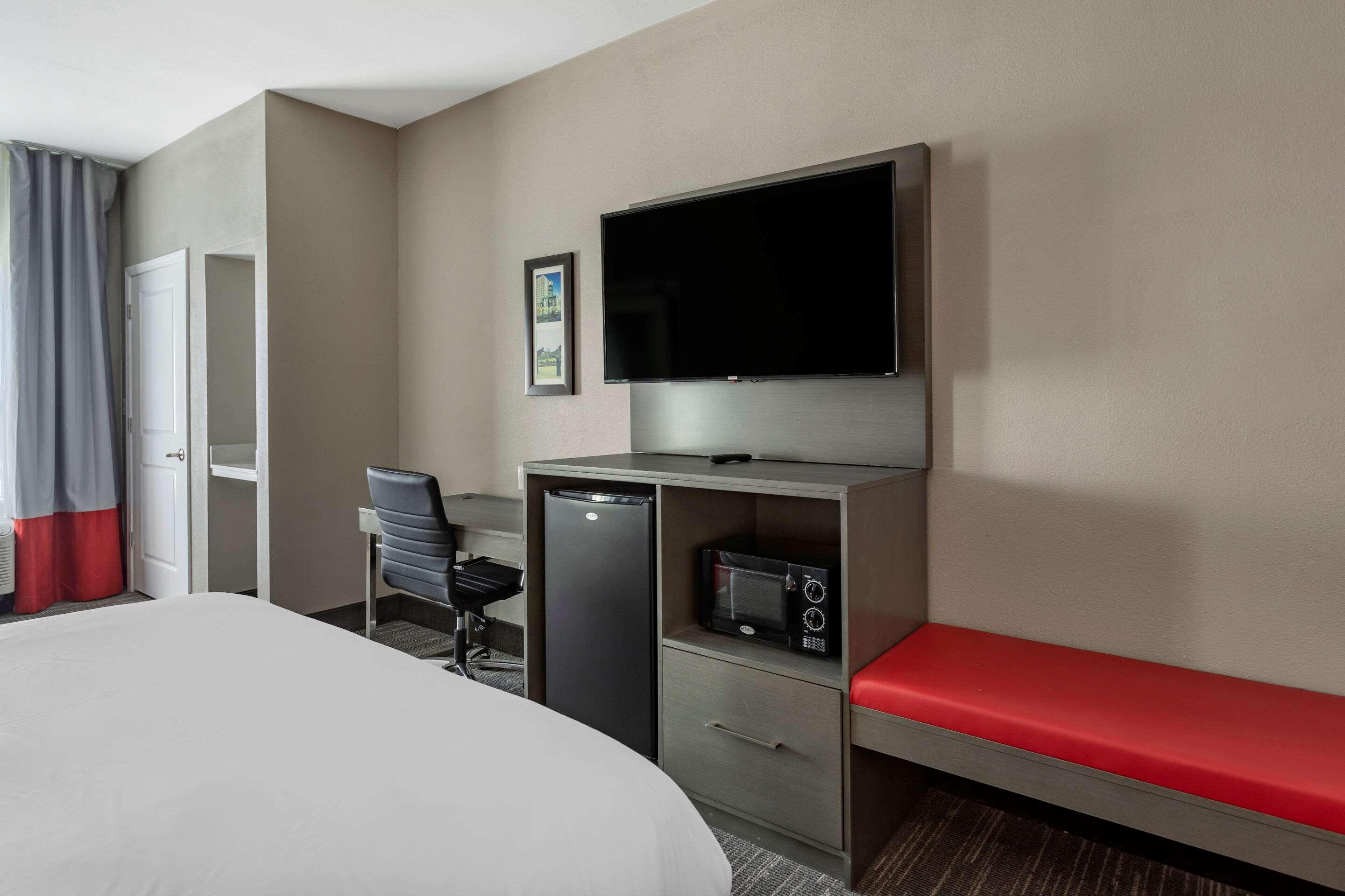 Comfort Inn & Suites أوليف برانش المظهر الخارجي الصورة